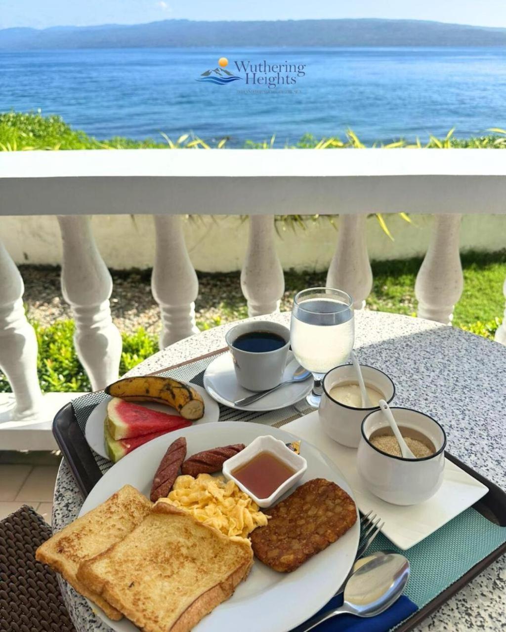 Wuthering Heights Bed & Breakfast By The Sea Dumaguete City ภายนอก รูปภาพ